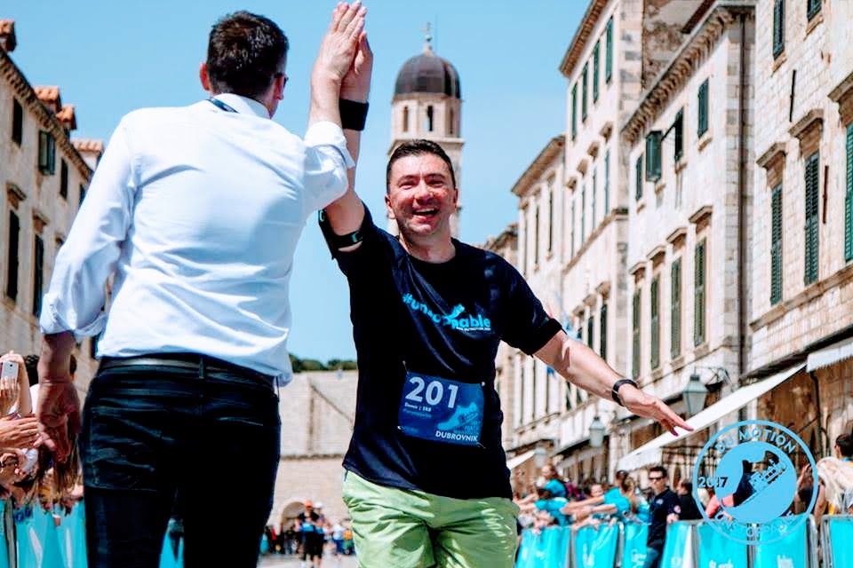 Dr Maratonac trči maraton