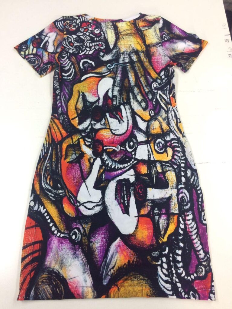 Autoportret Tijane Grujić – TeeyanaART, savremena i provokativna umetnost Srbije