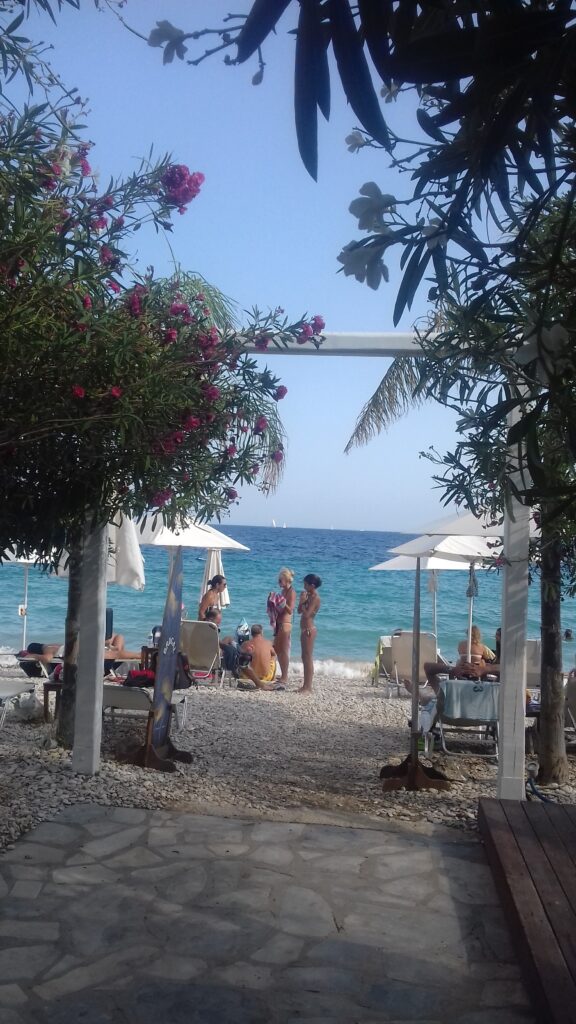 Plaža Barbati: Plaža Barbati na Krfu – tirkizno more i mediteranski raj